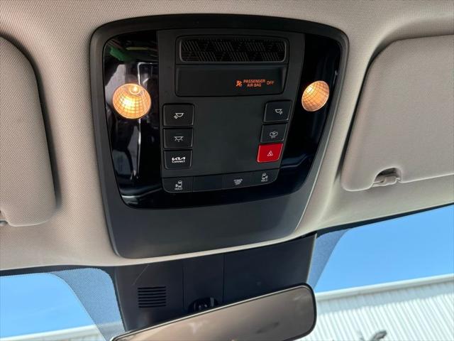 2025 Kia Carnival MPV LXS