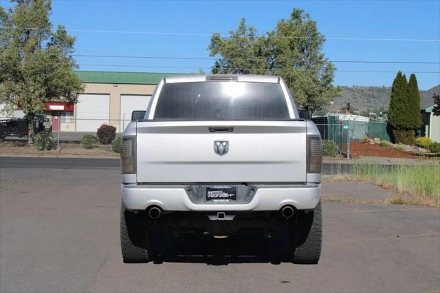 2017 Ram 1500 Express Crew Cab 4x4 5'7" Box
