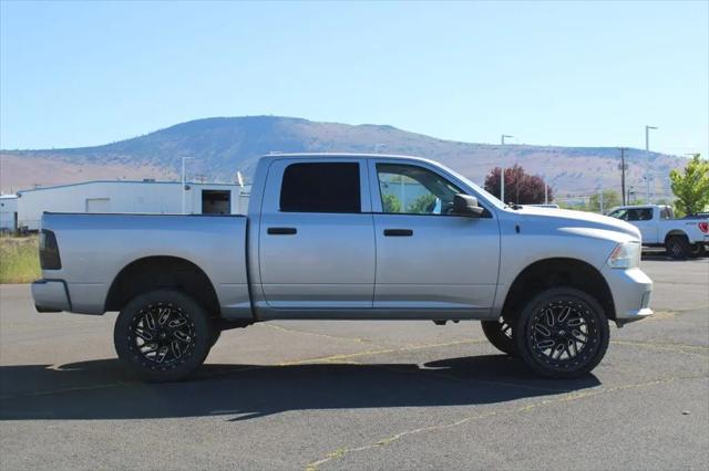 2017 Ram 1500 Express Crew Cab 4x4 5'7" Box
