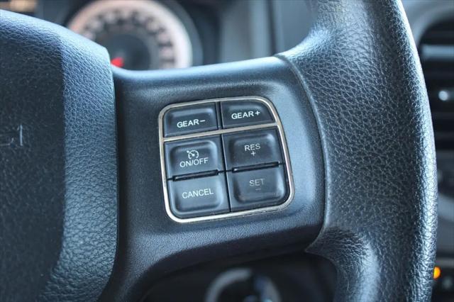 2017 Ram 1500 Express Crew Cab 4x4 5'7" Box