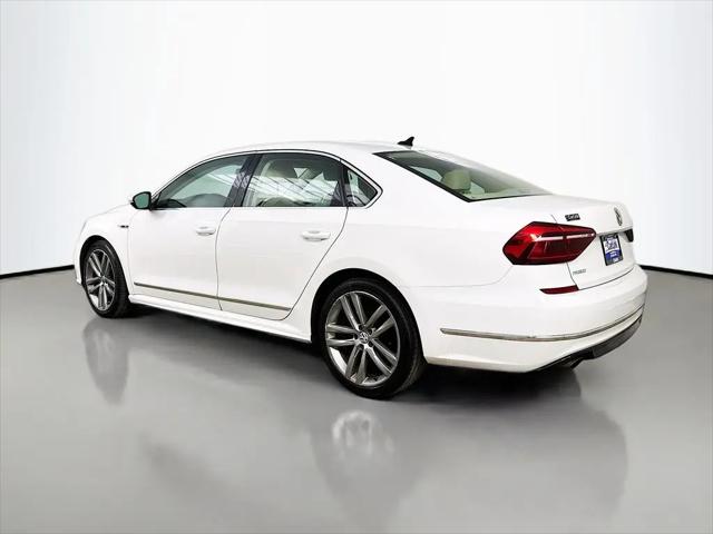 2017 Volkswagen Passat 1.8T R-Line