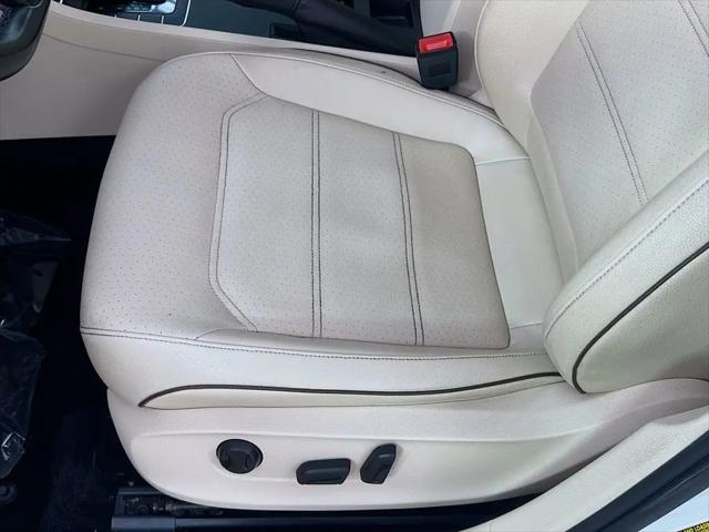 2017 Volkswagen Passat 1.8T R-Line