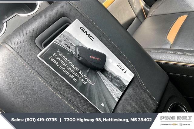 2023 GMC Yukon XL 4WD AT4