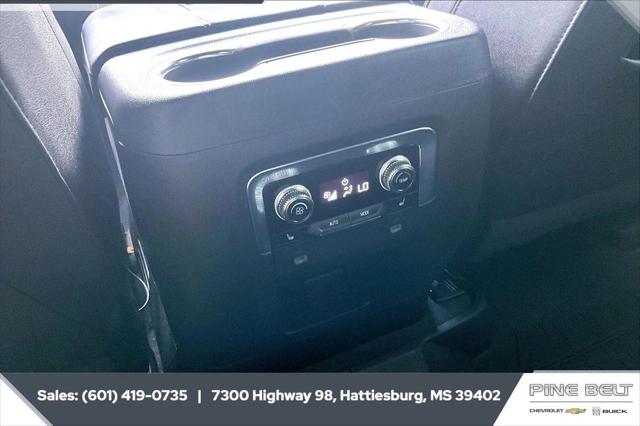 2023 GMC Yukon XL 4WD AT4