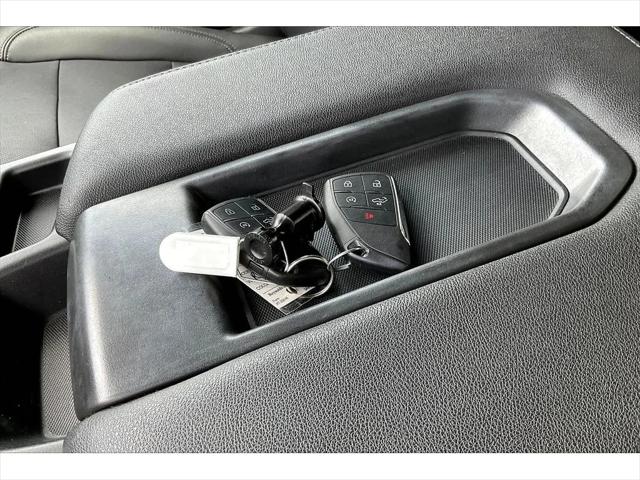 2024 GMC Sierra 1500 2WD Crew Cab Short Box SLT