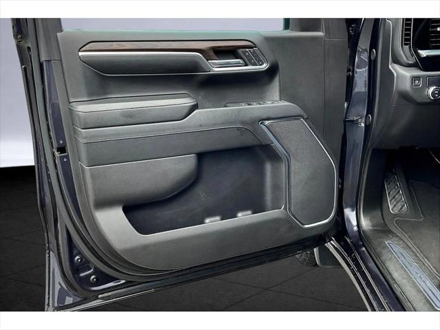 2024 GMC Sierra 1500 2WD Crew Cab Short Box SLT
