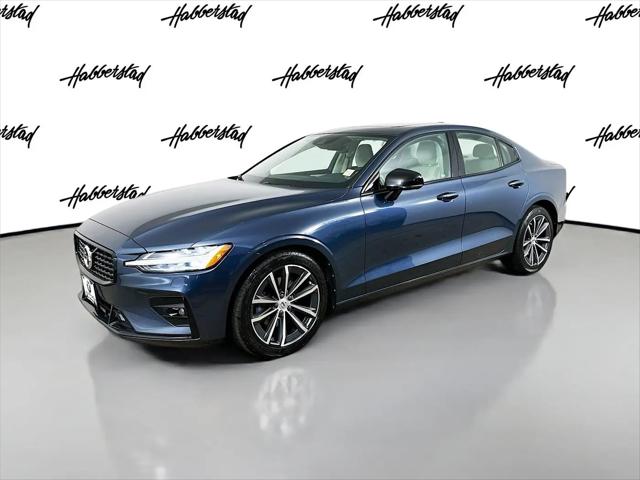2022 Volvo S60 B5 Momentum for sale in Huntington Station, NY