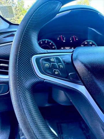 2022 Chevrolet Malibu FWD LT