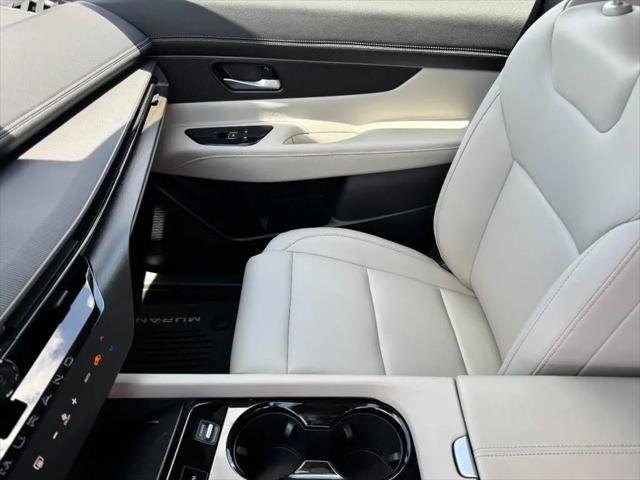 2025 Nissan Murano SV