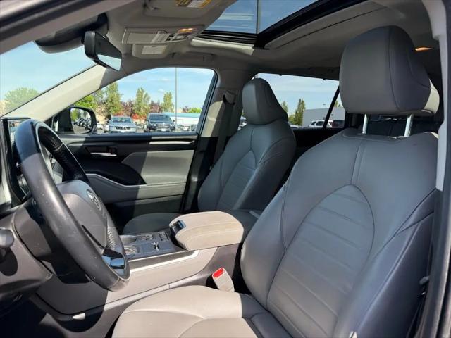2021 Toyota Highlander Hybrid XLE