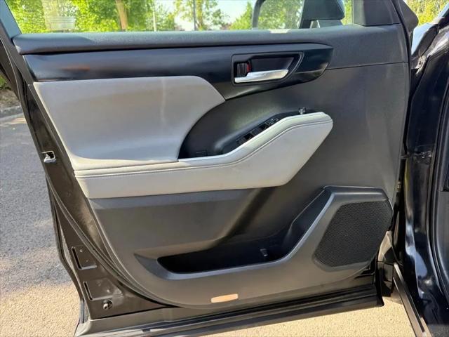 2021 Toyota Highlander Hybrid XLE