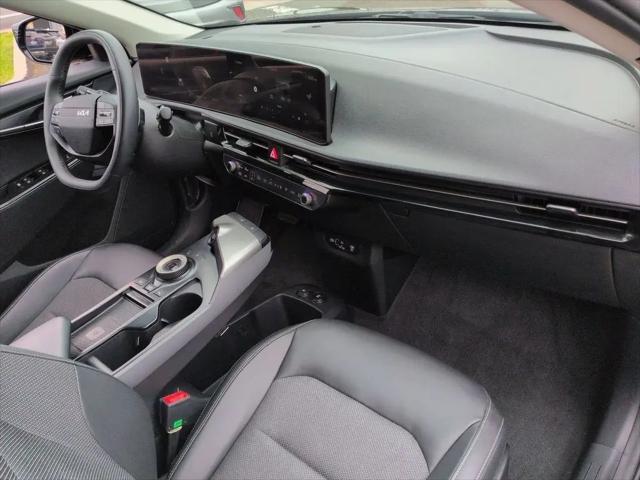 2025 Kia EV6 Light Long Range RWD