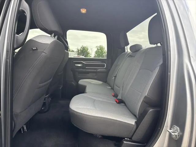 2024 Ram 3500 Big Horn Crew Cab 4x4 8' Box