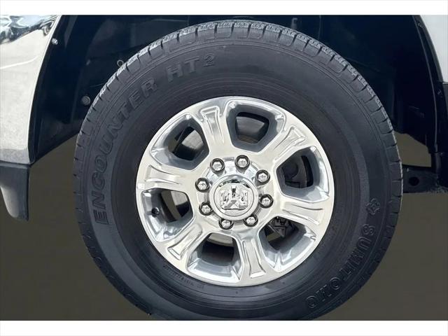 2024 Ram 3500 Big Horn Crew Cab 4x4 8' Box
