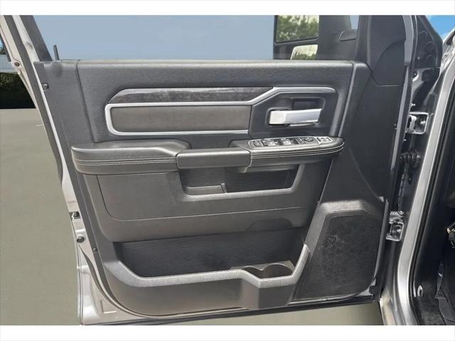 2024 Ram 3500 Big Horn Crew Cab 4x4 8' Box