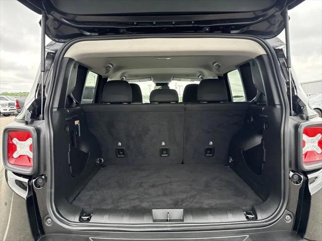 2023 Jeep Renegade Latitude 4x4