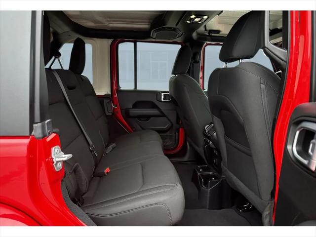 2020 Jeep Wrangler Sahara 4x4