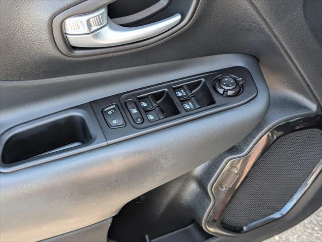2023 Jeep Renegade Altitude 4x4