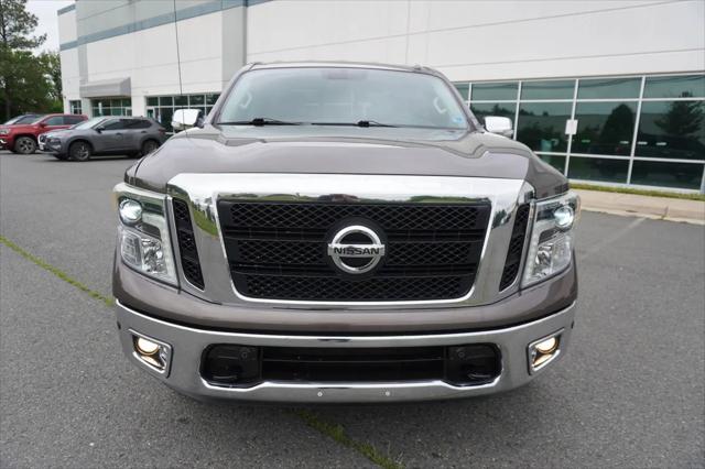 2017 Nissan Titan SL