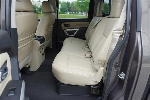 2017 Nissan Titan SL