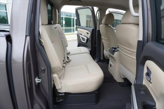 2017 Nissan Titan SL