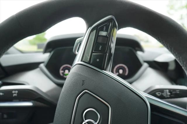 2022 Audi e-tron GT Premium Plus quattro