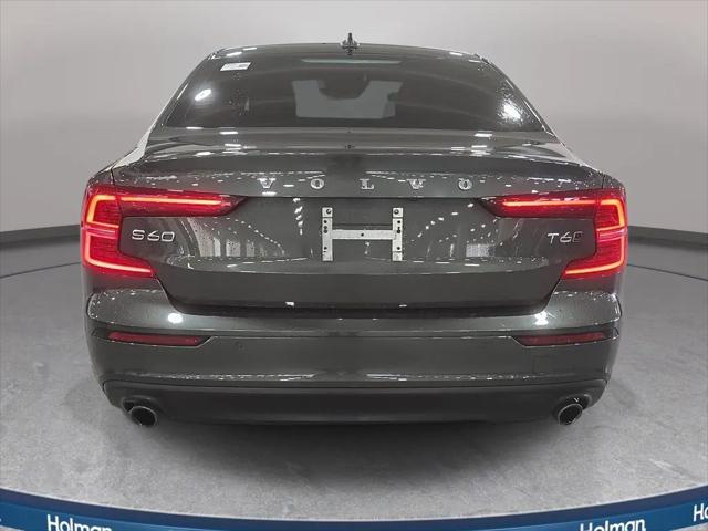2020 Volvo S60 T6 Momentum
