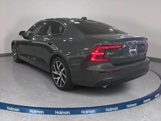 2020 Volvo S60 T6 Momentum