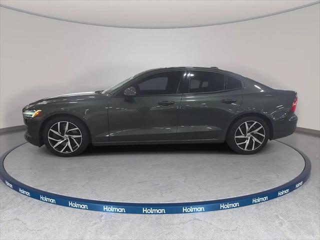 2020 Volvo S60 T6 Momentum