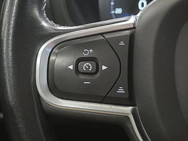 2020 Volvo S60 T6 Momentum