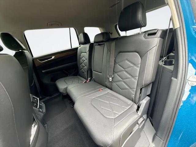 2026 Volkswagen Atlas SE with Technology
