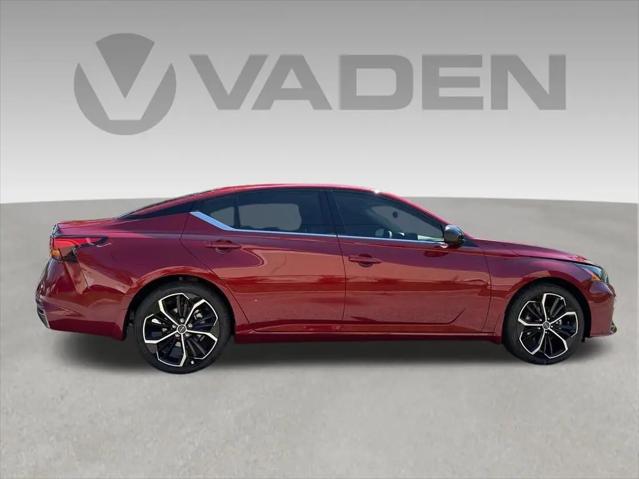 2026 Nissan Altima SR FWD