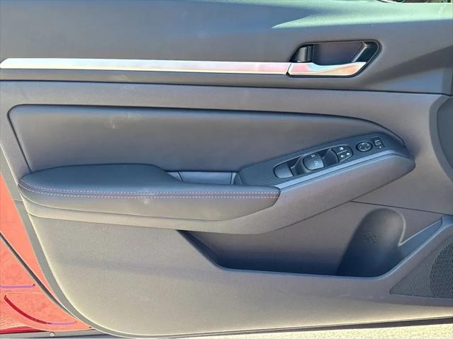 2026 Nissan Altima SR FWD