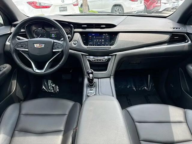 2023 Cadillac XT6 FWD Luxury
