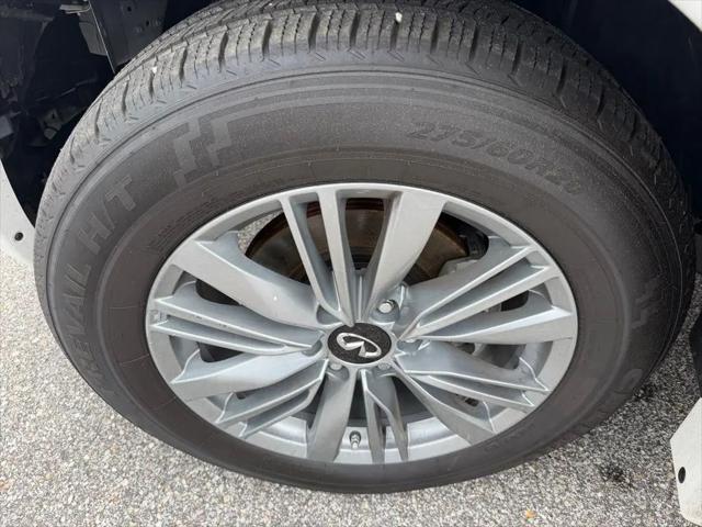 2024 INFINITI QX80 LUXE AWD