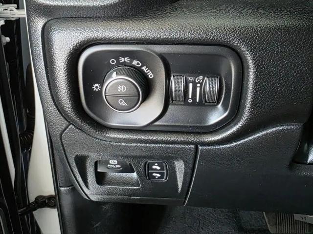 2023 Ram 1500 Laramie Crew Cab 4x4 5'7" Box