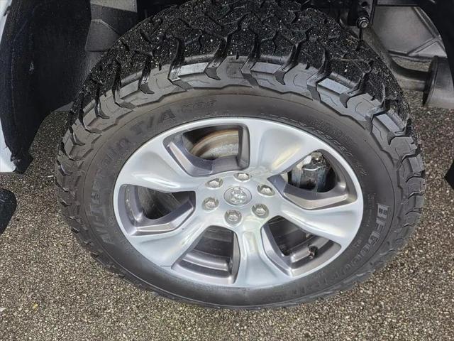 2023 Ram 1500 Laramie Crew Cab 4x4 5'7" Box