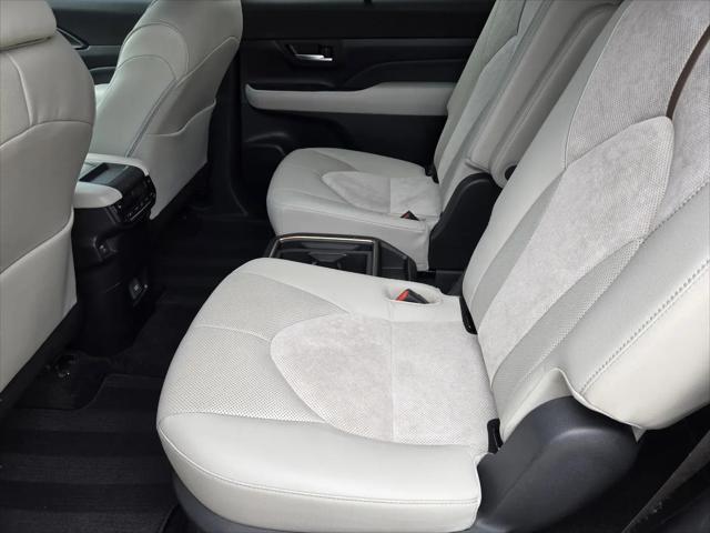 2025 Toyota Grand Highlander Hybrid Limited MAX