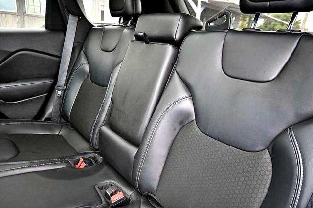 2020 Jeep Cherokee Latitude Plus FWD