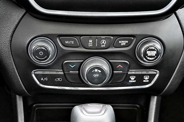 2020 Jeep Cherokee Latitude Plus FWD