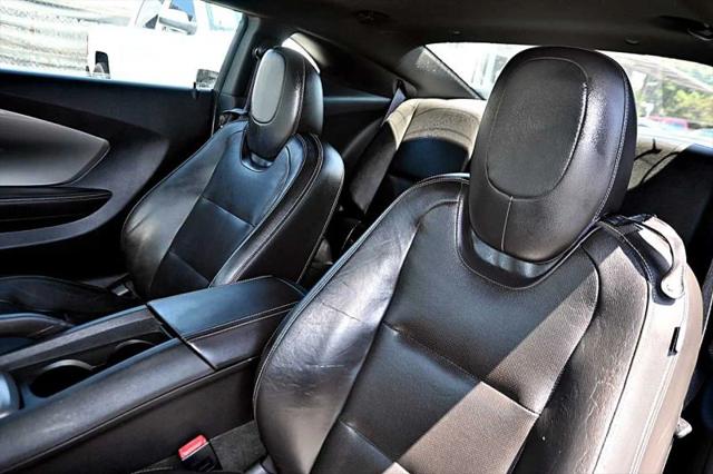 2015 Chevrolet Camaro 2LT