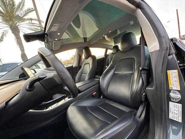 2020 Tesla Model 3 Standard Range Rear-Wheel Drive