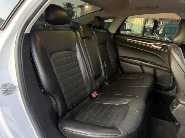 2015 Ford Fusion SE