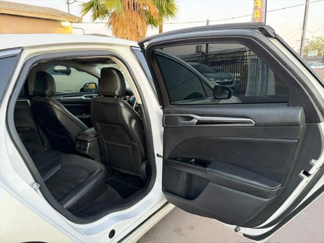 2015 Ford Fusion SE