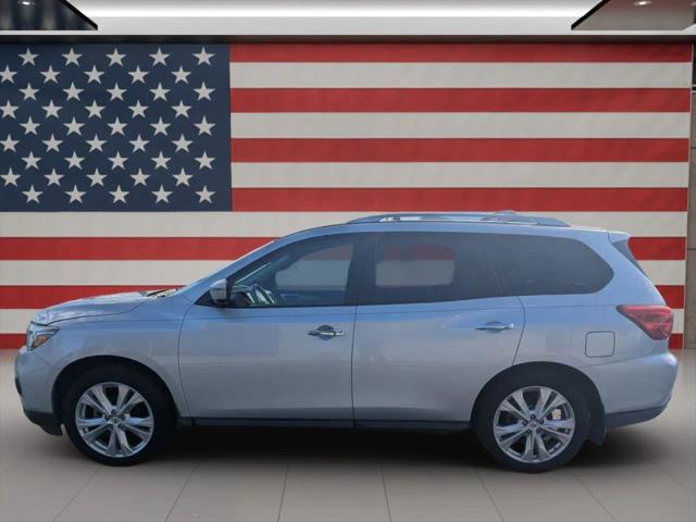 2018 Nissan Pathfinder SL