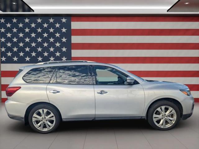 2018 Nissan Pathfinder SL