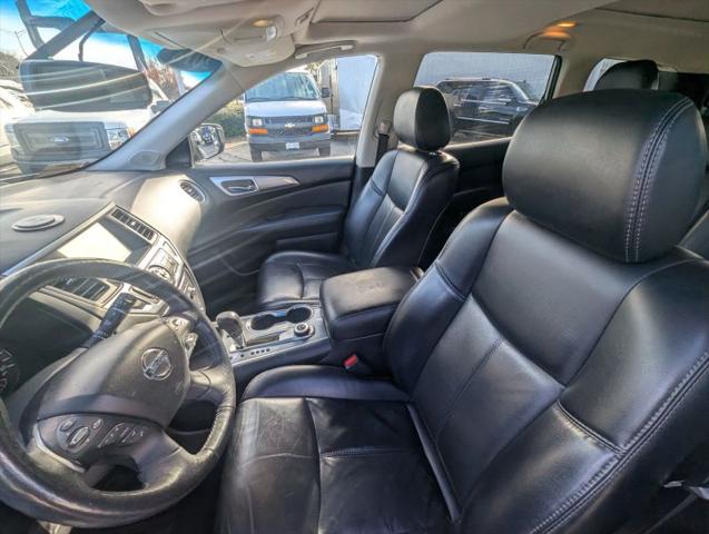 2018 Nissan Pathfinder SL