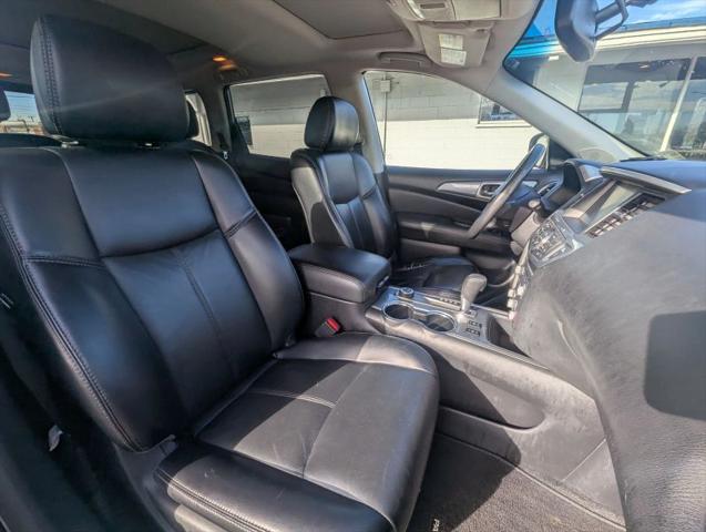 2018 Nissan Pathfinder SL