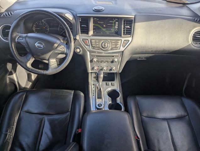 2018 Nissan Pathfinder SL