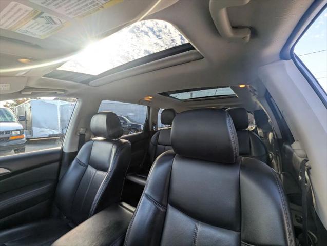 2018 Nissan Pathfinder SL